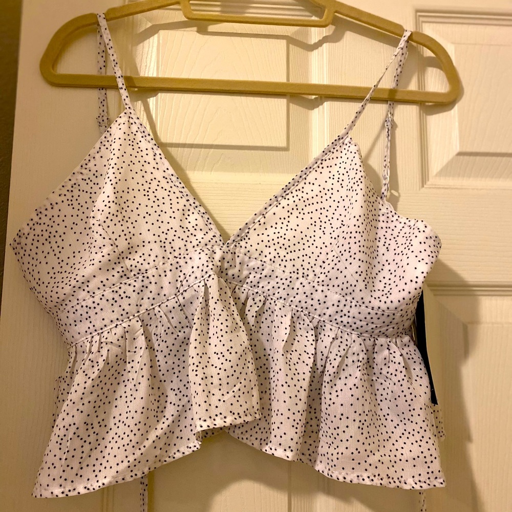 Spot print ruffle hem crop cami